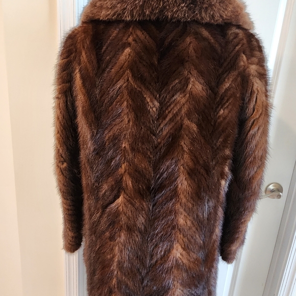 Stunning Dasco brown mink fur coat size 8 - Picture 9 of 15